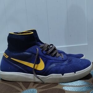 NIKE  SB ERIC KOSTON